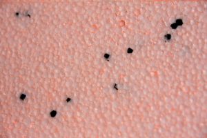 pomaranczowy styropian