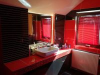 Thumbnail for the listing's main image