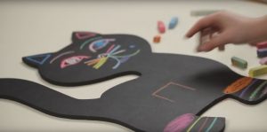 dekorowanie z użyciem farby tablicowej